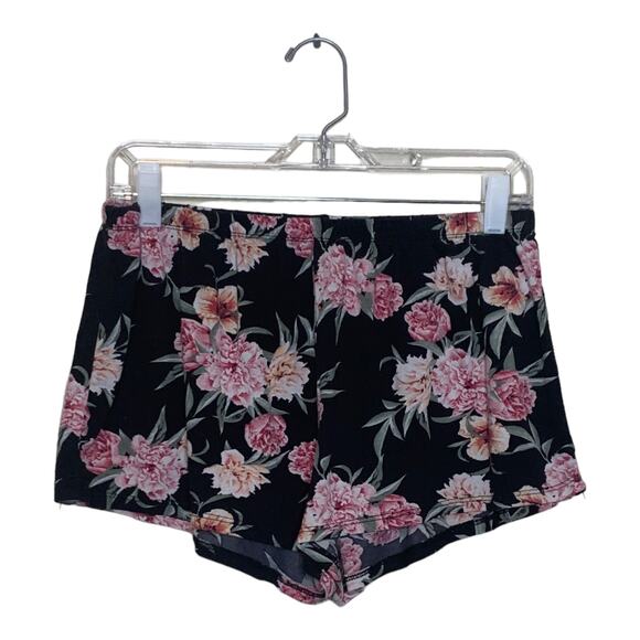 Flora black floral pull on short shorts size Large - Picture 2 of 7